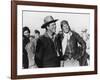 Le realisateur George Roy Hill and Robert Redford sur le tournage du film La Kermesse des Aigles TH-null-Framed Photo