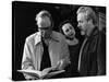 Le realisateur Ingmar Bergman, Nadja Palmstjerna-Weiss and Erland Josephson sur le tournage du tele-null-Stretched Canvas