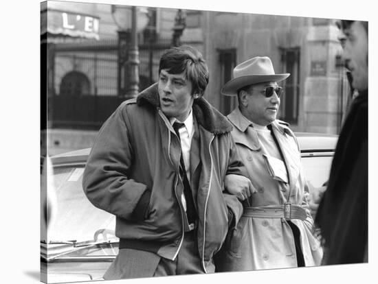 Le realisateur Jean-Pierre Melville and Alain Delon sur le tournage du film Un Flic, 1972 (b/w phot-null-Stretched Canvas