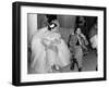 Le realisateur Mervin Leroy and Vivien Leigh sur le tournage du film La Valse dans l'ombre WATERLOO-null-Framed Photo