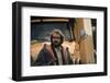 Le realisateur Stanley Kubrick sur le tournage du film Shining, 1980 (d'apres StephenKing) (photo)-null-Framed Photo