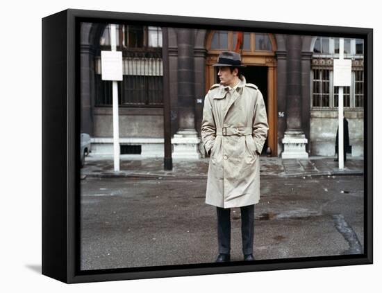 Le Samourai by Jean-Pierre Melville with Alain Delon, 1967 (photo)-null-Framed Stretched Canvas