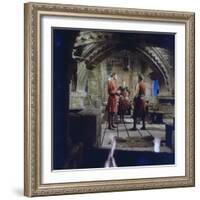 Le Seigneur by la Guerre THE WAR LORD by FranklinSchaffner with Charlton Heston, Guy Stockwell and -null-Framed Photo