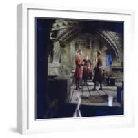 Le Seigneur by la Guerre THE WAR LORD by FranklinSchaffner with Charlton Heston, Guy Stockwell and -null-Framed Photo