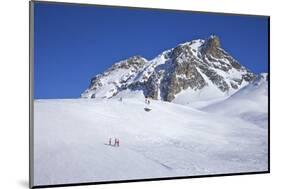 Le Serac Blue Piste, Winter Sun, Champagny, La Plagne, French Alps, France, Europe-Peter Barritt-Mounted Photographic Print