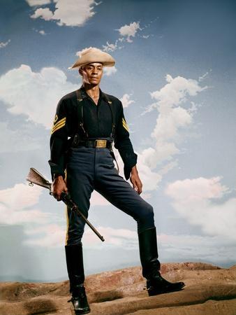 https://imgc.allpostersimages.com/img/posters/le-sergent-noir-sergeant-rutledge-by-johnford-with-woody-strode-1960-photo_u-L-Q1C2O070.jpg?artPerspective=n