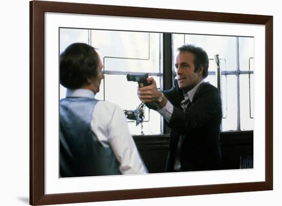 Le Solitaire VIOLENT STREETS by Michael Mann with James Caan, 1981 (photo)-null-Framed Photo