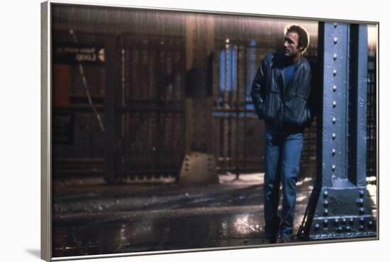 Le Solitaire VIOLENT STREETS by Michael Mann with James Caan, 1981 (photo)-null-Framed Photo