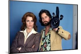 Le Syndrome Chinois THE CHINA SYNDROME by James Bridges with Michael Douglas and Jane Fonda, 1979 (-null-Mounted Photo