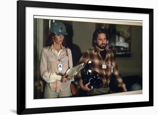 Le Syndrome Chinois THE CHINA SYNDROME by James Bridges with Michael Douglas and Jane Fonda, 1979 (-null-Framed Photo