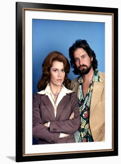 Le Syndrome Chinois THE CHINA SYNDROME by James Bridges with Michael Douglas and Jane Fonda, 1979 (-null-Framed Photo