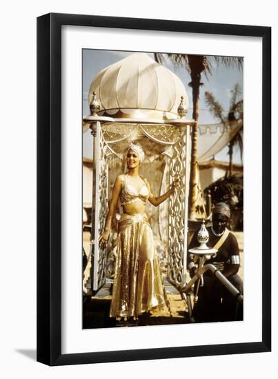 Le Telefilm Arabian Nights De Steve Barron Avec Maria Montez Dans Le Role De Sheherazade, 1942-null-Framed Photo