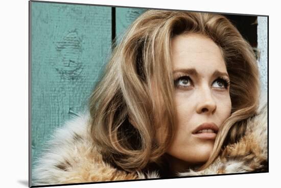 LE TEMPS DES AMANTS, 1968 directed by VITTORIO by SICA Faye Dunaway (photo)-null-Mounted Photo