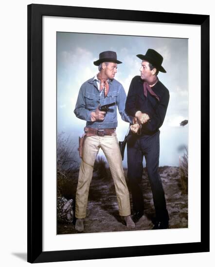 Le tresor du pendu The Law and Jake Wade by John Sturges with Richard Widmark and Robert Taylor, 19-null-Framed Photo