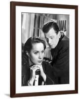 Le Troisieme Homme THE THIRD MAN by Carol Reed with Alida Valli and Joseph Cotten, 1949 (b/w photo)-null-Framed Photo