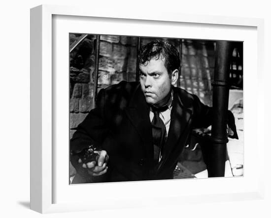 Le Troisieme Homme THE THIRD MAN by Carol Reed with Orson Welles, 1949 (b/w photo)-null-Framed Photo