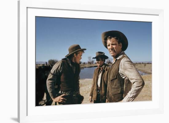 Le Vent by la Plaine THE UNFORGIVEN by JohnHuston with Doug McClure, Audie Murphy and Burt Lancaste-null-Framed Photo