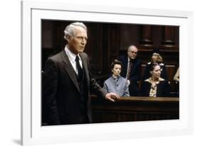 Le Verdict The Verdict by SidneyLumet with Paul Newman, 1982 (photo)-null-Framed Photo