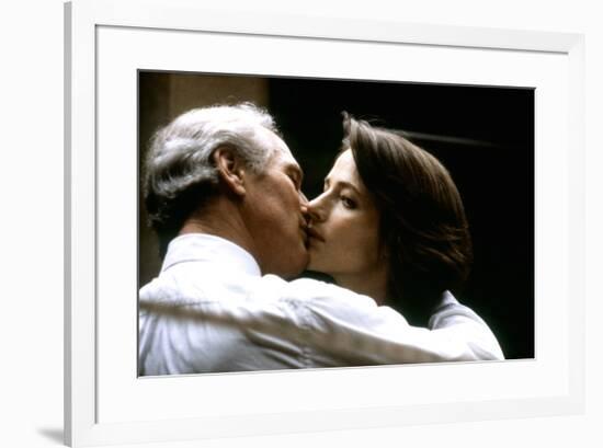 Le Verdict The Verdict by SidneyLumet with Paul Newman and Charlotte Rampling, 1982 (photo)-null-Framed Photo