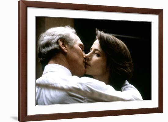 Le Verdict The Verdict by SidneyLumet with Paul Newman and Charlotte Rampling, 1982 (photo)-null-Framed Photo