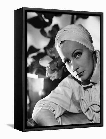 Le Voile des illusions THE PAINTED VEIL by Richard Boleslawski with Greta Garbo, 1934 (b/w photo)-null-Framed Stretched Canvas