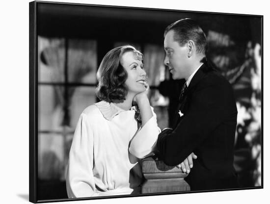 Le Voile des illusions THE PAINTED VEIL by Richard Boleslawski with Greta Garbo and Herbert Marshal-null-Framed Photo