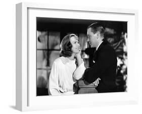 Le Voile des illusions THE PAINTED VEIL by Richard Boleslawski with Greta Garbo and Herbert Marshal-null-Framed Photo