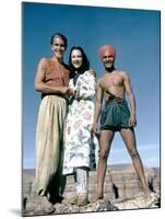 Le voleur by Bagdad by Ludwig Berger with John Just June Duprez and Sabu, 1940 (photo)-null-Mounted Photo