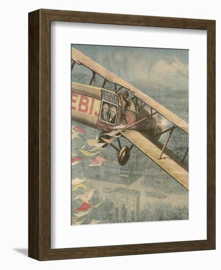 Leaflet Distribution-Alfredo Ortelli-Framed Art Print