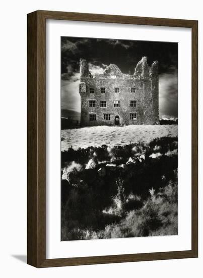 Leamaneagh Castle, County Clare, Ireland-Simon Marsden-Framed Giclee Print