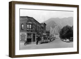 Leavenworth, WA Main Street View Photograph - Leavenworth, WA-Lantern Press-Framed Art Print