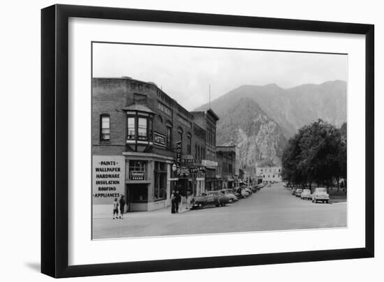 Leavenworth, WA Main Street View Photograph - Leavenworth, WA-Lantern Press-Framed Art Print