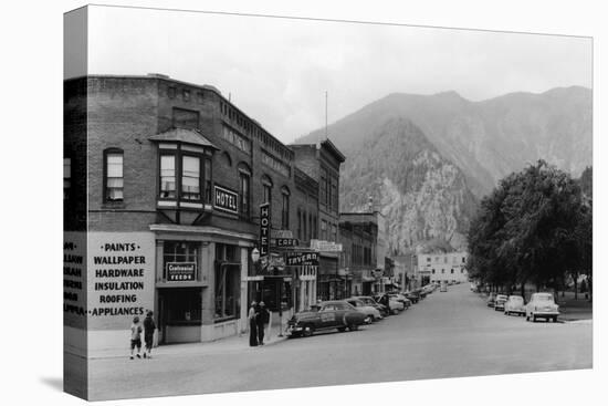 Leavenworth, WA Main Street View Photograph - Leavenworth, WA-Lantern Press-Stretched Canvas