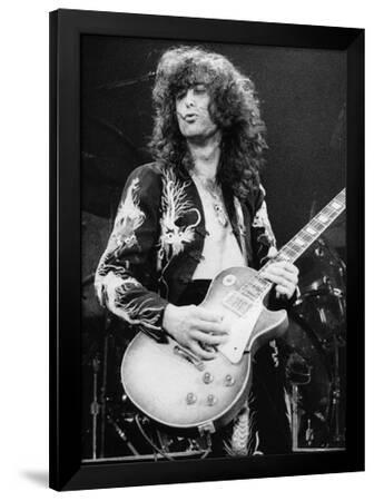 ミュージシャン USA 70's Vintage LED ZEPPELIN JIMMY PAGE Led Zeppelin - Jimmy Page - Earls Court 1975 Prints | AllPosters.com