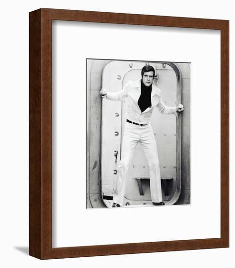 Lee Majors, The Six Million Dollar Man (1974)-null-Framed Photo