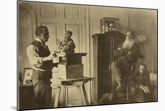 Leo Tolstoy and the Sculptor Prince Paolo Troubetzkoy-Sophia Andreevna Tolstaya-Mounted Giclee Print