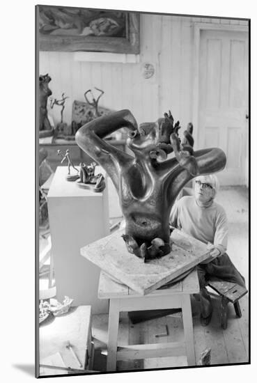 Leon Underwood in his studio with 'Phoenix for Europe', c.1971-72-null-Mounted Photographic Print