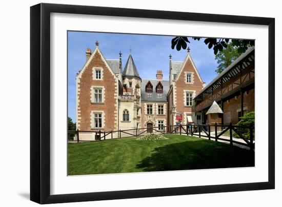 Leonardo da Vinci's House and Museum, Clos Luce, Amboise, Indre-Et-Loire, Loire Valley, France-Peter Richardson-Framed Photographic Print