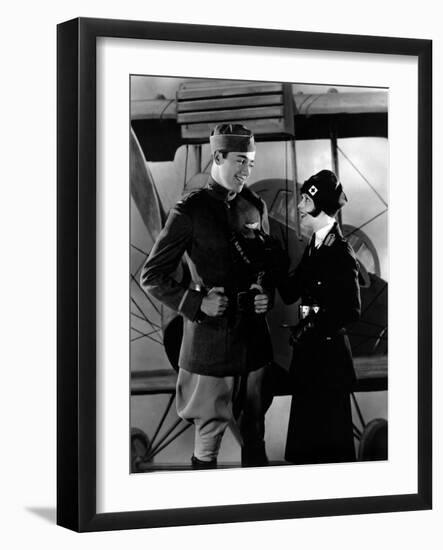 Les Ailes WINGS by WilliamWellman with Richard Arlen and Clara Bow, 1927 (Oscar, 1927) (b/w photo)-null-Framed Photo