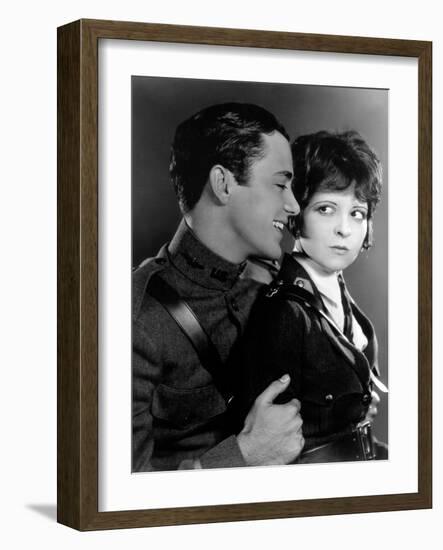 Les Ailes WINGS by WilliamWellman with Richard Arlen and Clara Bow, 1927 (Oscar, 1927) (b/w photo)-null-Framed Photo