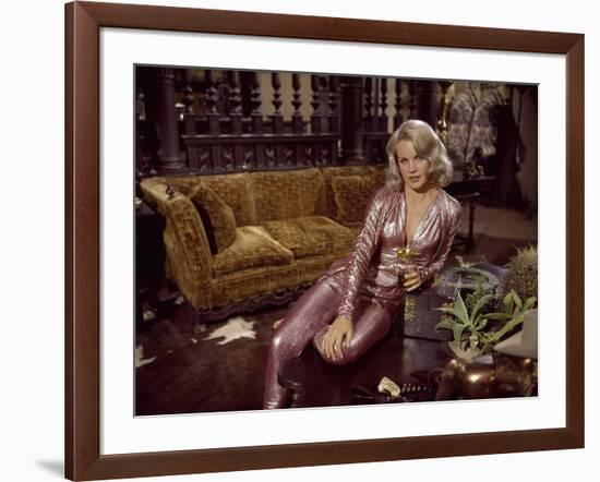 Les Ambitieux THE CARPETBAGGERS by Edward Dmytryk with Carroll Baker, 1964 (photo)-null-Framed Photo