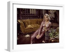 Les Ambitieux THE CARPETBAGGERS by Edward Dmytryk with Carroll Baker, 1964 (photo)-null-Framed Photo