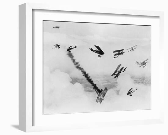 Les anges by l'enfer, HELL'S ANGELS, by HowardHughes, 1930 (b/w photo)-null-Framed Photo