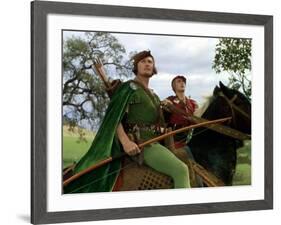 Les aventures by Robin des bois THE ADVENTURES OF ROBIN HOOD by MichaelCurtiz and WilliamKeighley w-null-Framed Photo