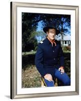 Les Cavaliers THE HORSE SOLDIERS by John Ford with John Wayne, 1959 (photo)-null-Framed Photo