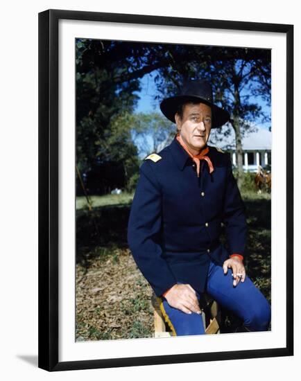 Les Cavaliers THE HORSE SOLDIERS by John Ford with John Wayne, 1959 (photo)-null-Framed Photo