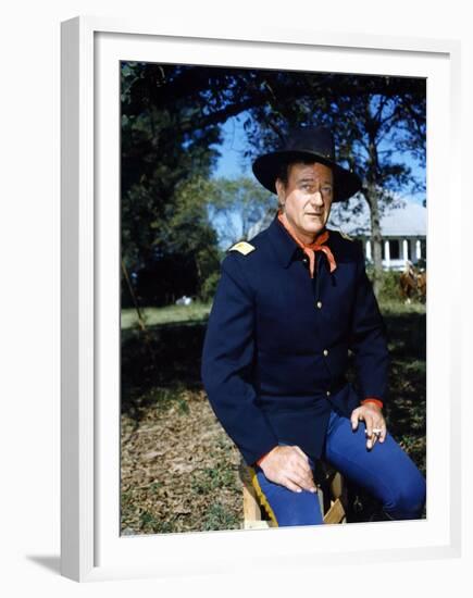 Les Cavaliers THE HORSE SOLDIERS by John Ford with John Wayne, 1959 (photo)-null-Framed Photo