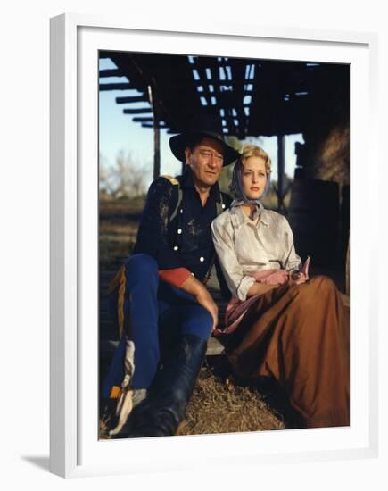 Les Cavaliers THE HORSE SOLDIERS by John Ford with John Wayne and Constance Towers, 1959 (photo)-null-Framed Photo