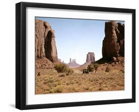 Les Cheyennes CHEYENNE AUTUMN by JohnFord, 1964 (photo)-null-Framed Photo