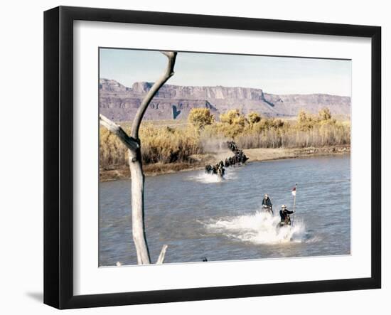 Les Cheyennes CHEYENNE AUTUMN by JohnFord, 1964 (photo)-null-Framed Photo